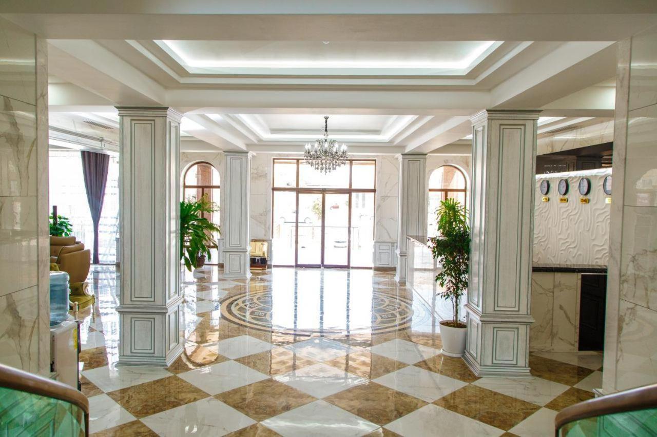 Shedevr Plaza Hotel Namangán Kültér fotó