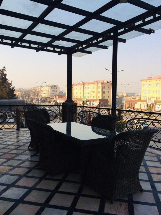 Shedevr Plaza Hotel Namangán Kültér fotó